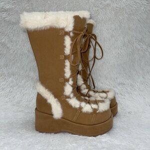 Rare Demonia Cubby-311 Camel Vegan Suede
Perfect for rave wear